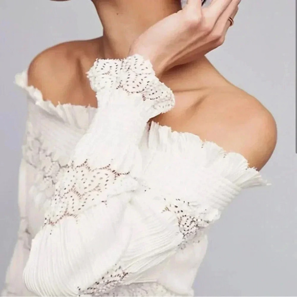 Deletta Woman’s Delicate Lace Off The Shoulder Top Blouse Size XS Anthropologie - Picture 10 of 16